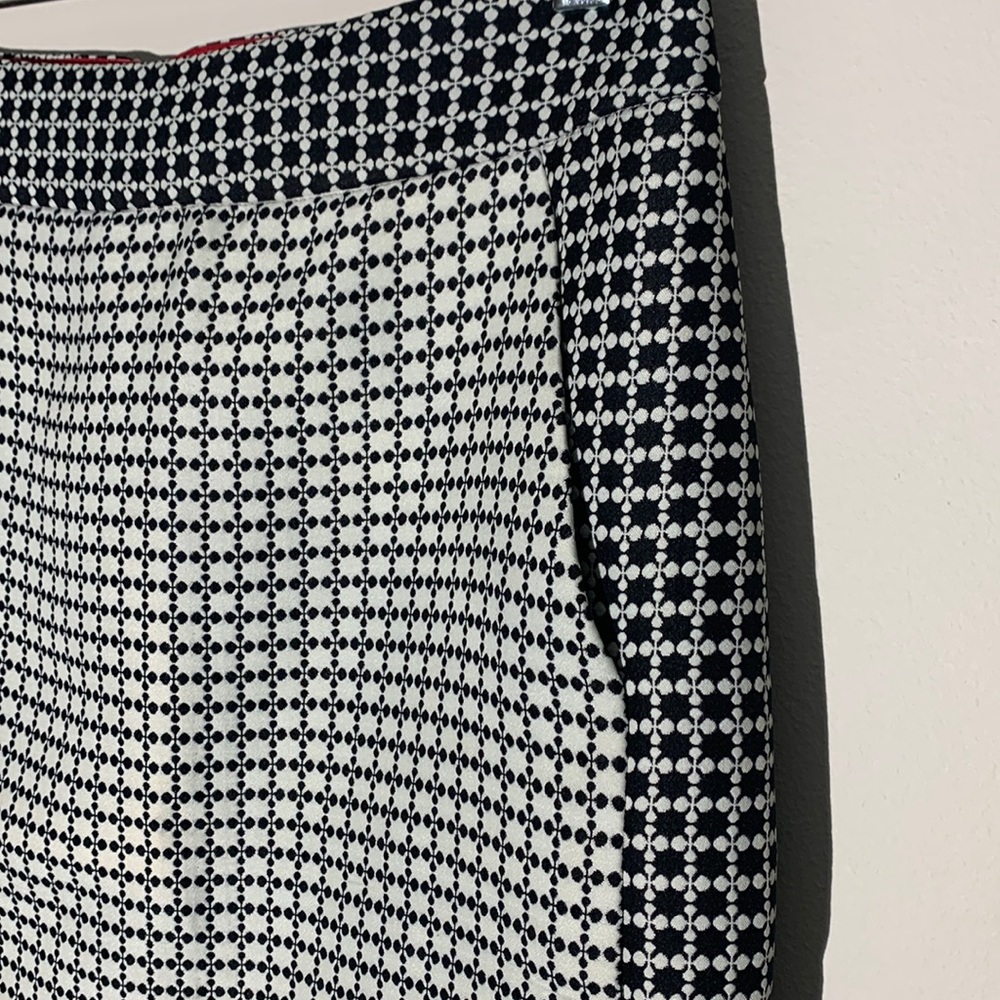 Black and white pencil skirt - Picture 3 of 16
